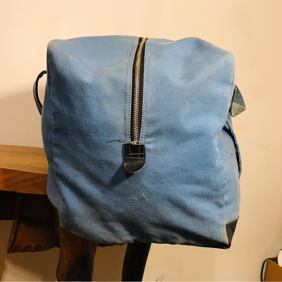 Large solid light travel bag - Picture 11 of 11